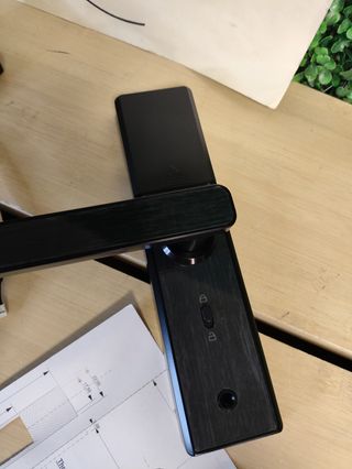 Cerradura inteligente puerta