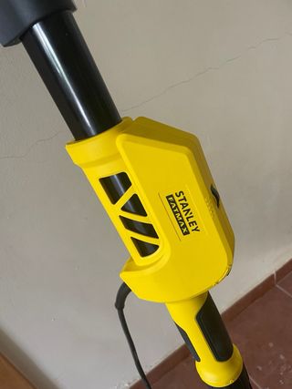 ALQUILER Lijadora de pared girafa