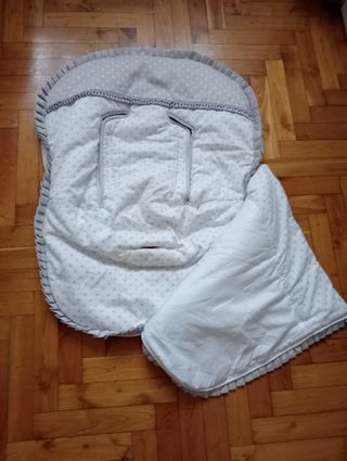 Saco universal para silla. Marca: Unikko bebés