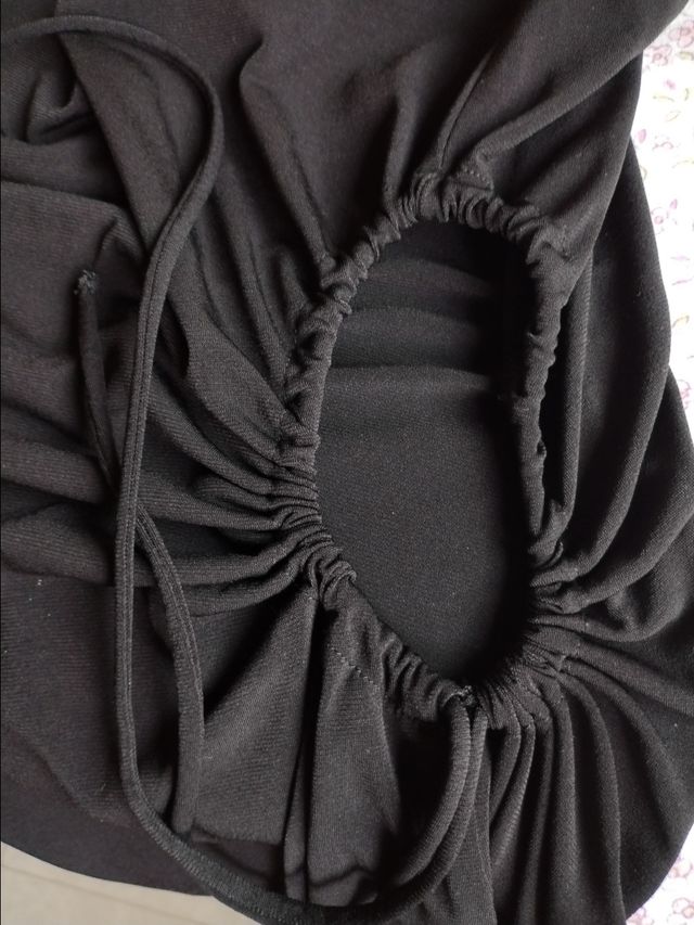 Vestido Bershka asimétrico negro