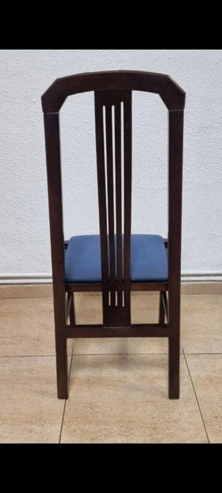 Mesa oval extensible de caoba