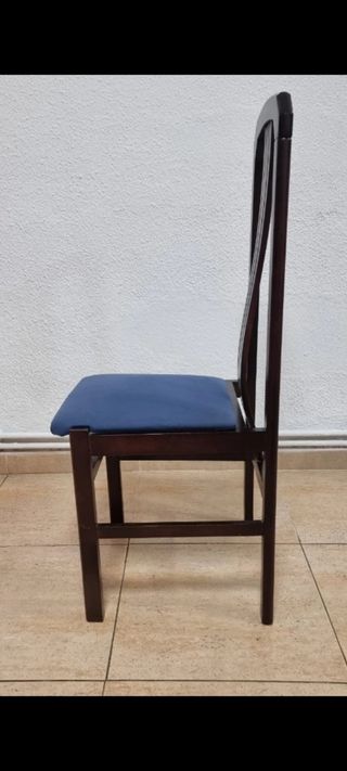 Mesa oval extensible de caoba