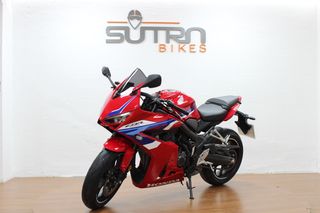 HONDA CBR 650 R E-CLUCHT A2 | 2024 | 14.300 km