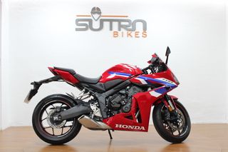 HONDA CBR 650 R E-CLUCHT A2 | 2024 | 14.300 km