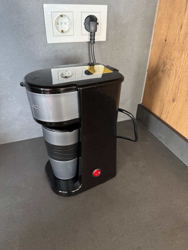 Cafetera Cecotec Drop&Go 700W