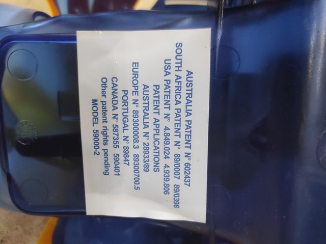 Limpiafondos Galaxy - Azul y Amarillo