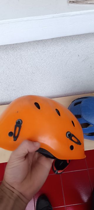 Casco montaña usado