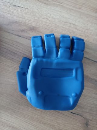Guante robot azul juguete