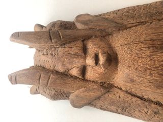 Máscara africana antigua Artesanal