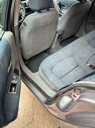 Renault Laguna 1.9 CDT i