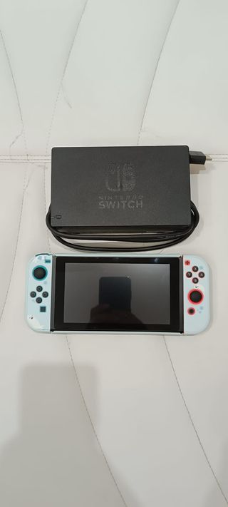 Nintendo Switch Blu & Bianca