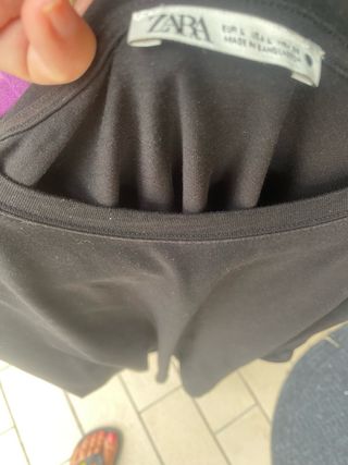 Maglia nera Zara con pences sul retro