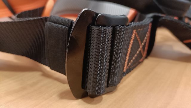 [NUEVO] Arnés de escalada, montañismo, etc