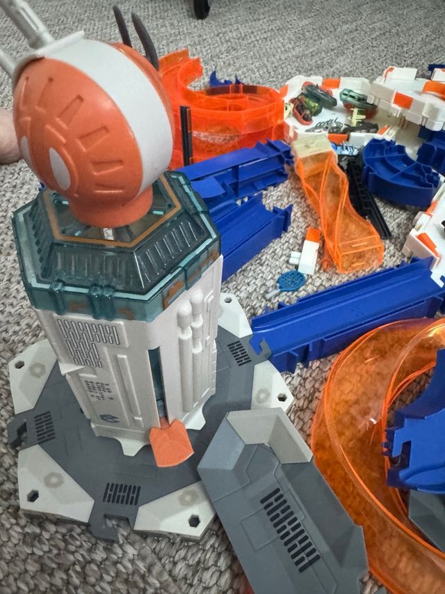 Circuito elettrico per insetti per bambini