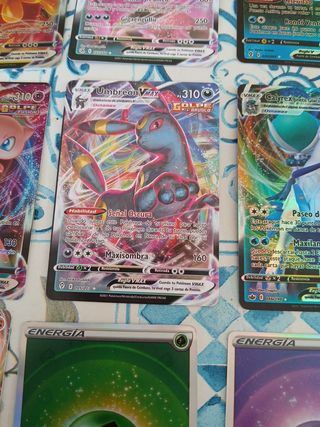 Carte Pokémon VMAX - V