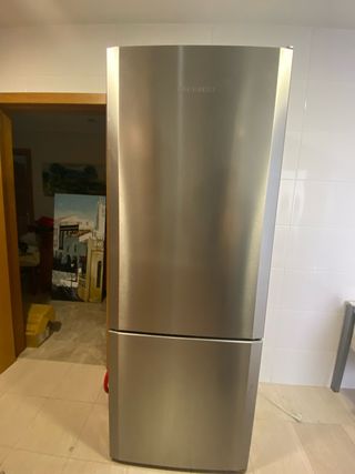 Nevera Liebherr - Acero inoxidable