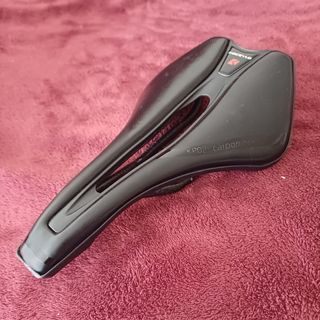 Sillín Carbono 121g