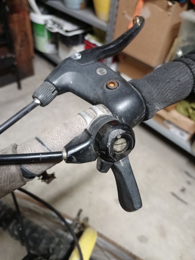 Bicicletta da Montagna MTK 9000