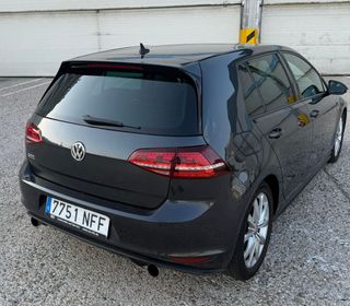 Volkswagen Golf GTI 2.0 TSI DSG