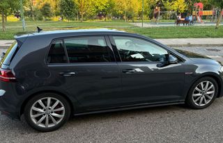 Volkswagen Golf GTI 2.0 TSI DSG