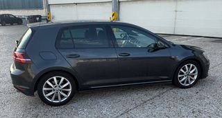 Volkswagen Golf GTI 2.0 TSI DSG