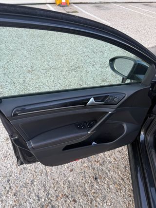 Volkswagen Golf GTI 2.0 TSI DSG