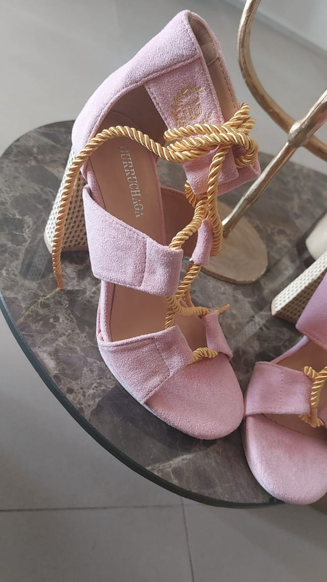 Sandali rosa
