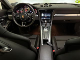 PORSCHE 911 Turbo