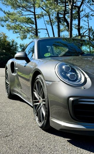 PORSCHE 911 Turbo
