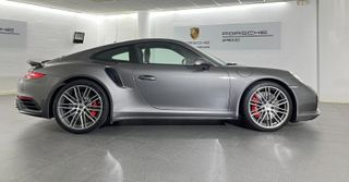 PORSCHE 911 Turbo