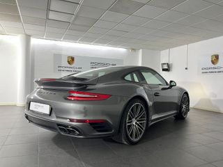 PORSCHE 911 Turbo