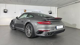 PORSCHE 911 Turbo