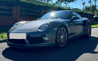 PORSCHE 911 Turbo