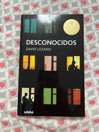 DESCONOCIDOS: Premio EDEBÉ de Literatura Juveni...