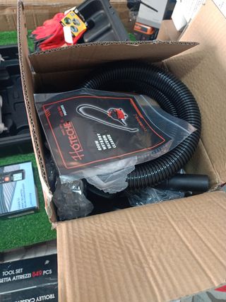 Tracciatrice+Aspirapolvere+Metro laser