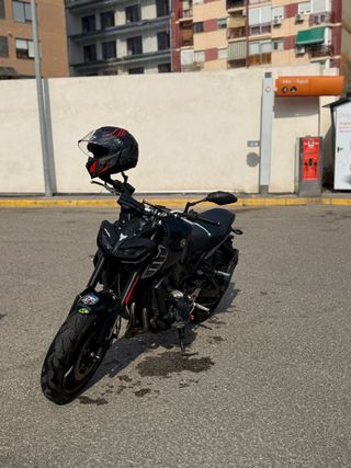 Yamaha MT-09 (2017) - Moto