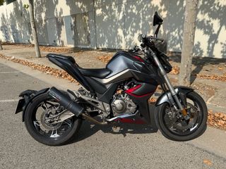 Moto Zontes: velocímetro