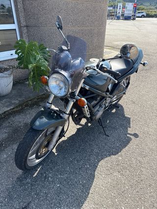 Suzuki Bandit 400 - 92
