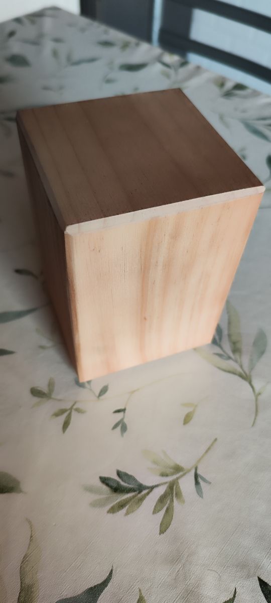 Urna de madera para cenizas