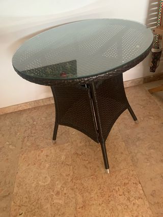 Mesa redonda mimbre cristal 70x74cm