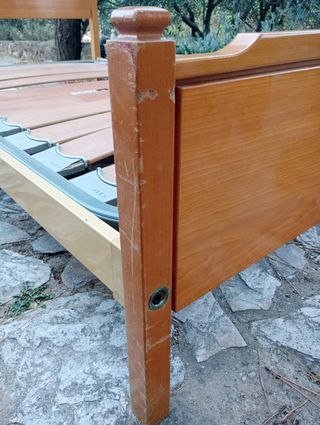 Camas de madera con somier de 105 x 180