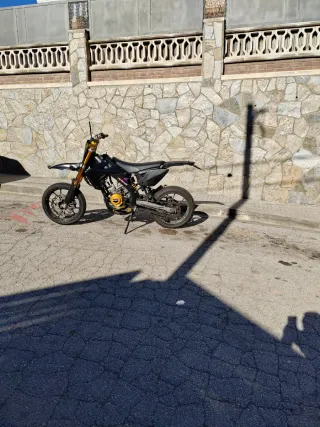 Rieju mrt pro negra i dorada I muchos extras mas,