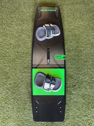 TABLA KITE NAISH DRIVE 138x41.5 Excelente estado