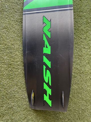 TABLA KITE NAISH DRIVE 138x41.5 Excelente estado