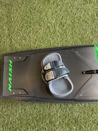 TABLA KITE NAISH DRIVE 138x41.5 Excelente estado