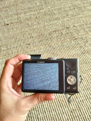 Canon PowerShot SX200 IS con accessorios