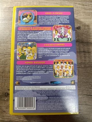 VHS Los Simpson: Se la juegan