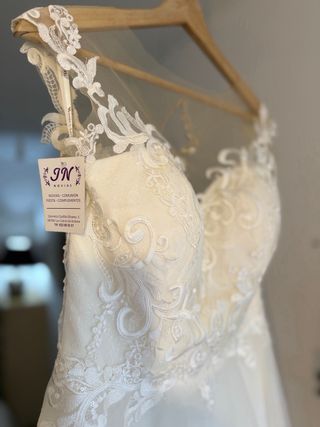 Vestido novia Monica Loretti Modelo Agnella T42