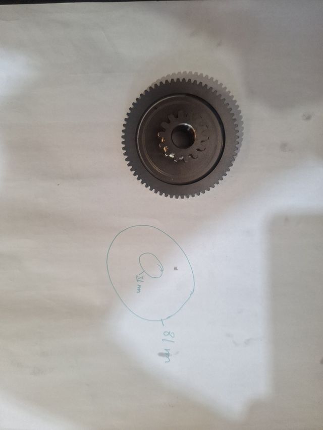 Piñón arranque Triumph