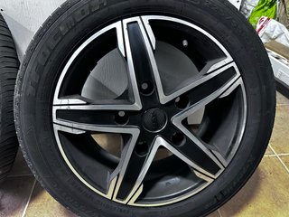 4 Llantas Ford Transit Custom. NEGOCIABLE. Cambios